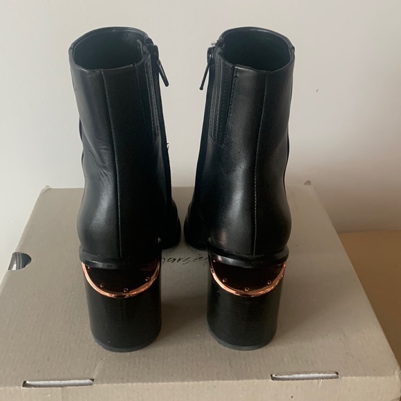 Alexander Wang Femme Black Ankle Boot - Picture 1 of 7